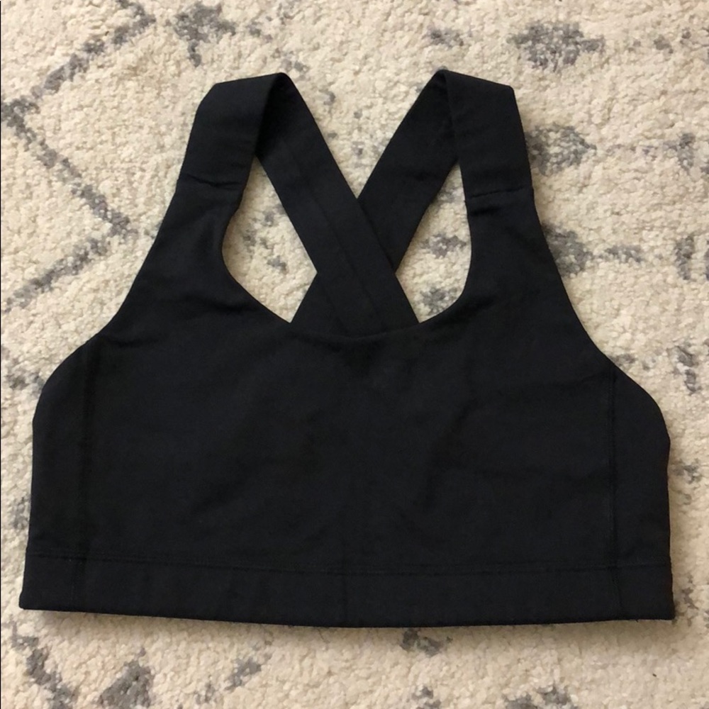 Lululemon Black All Sports Bra in Size 8
